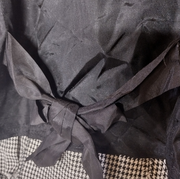 Vintage 1980s Inclinations houndstooth button front vest - Picture 4 of 9